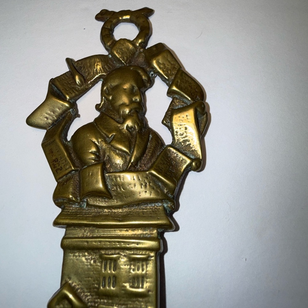 Vintage English Solid Brass Toasting Fork with Man and Building - Picture 3 of 12